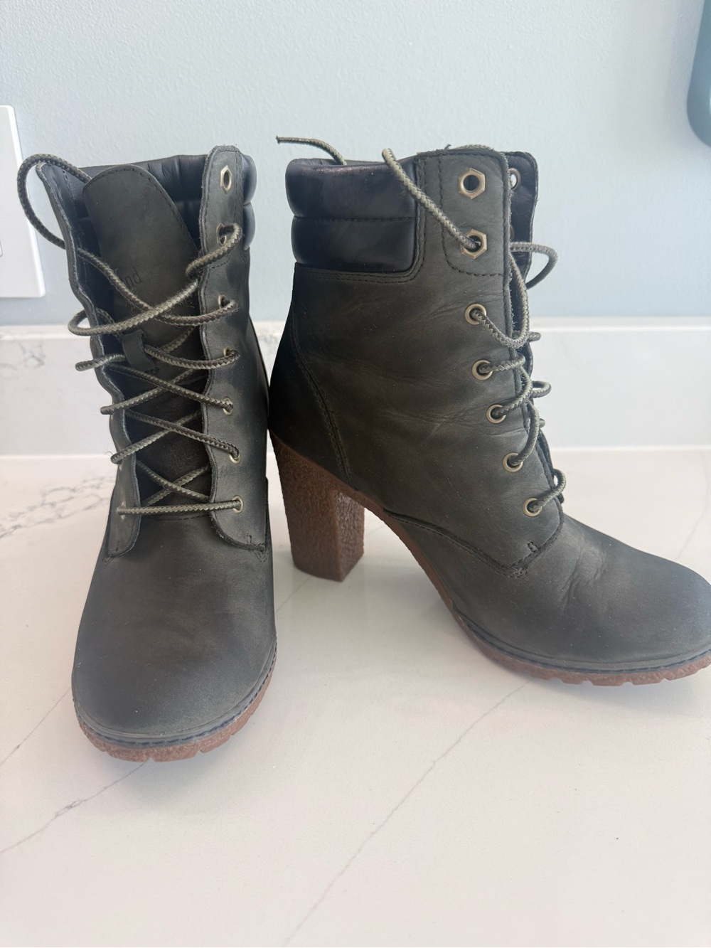 Timberland Women's Lace-Up Heeled Ankle Boots - Olive Green
